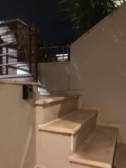 شقة 5 Min From Papageorgiou Free Indoor Parking سالونيك المظهر الخارجي الصورة